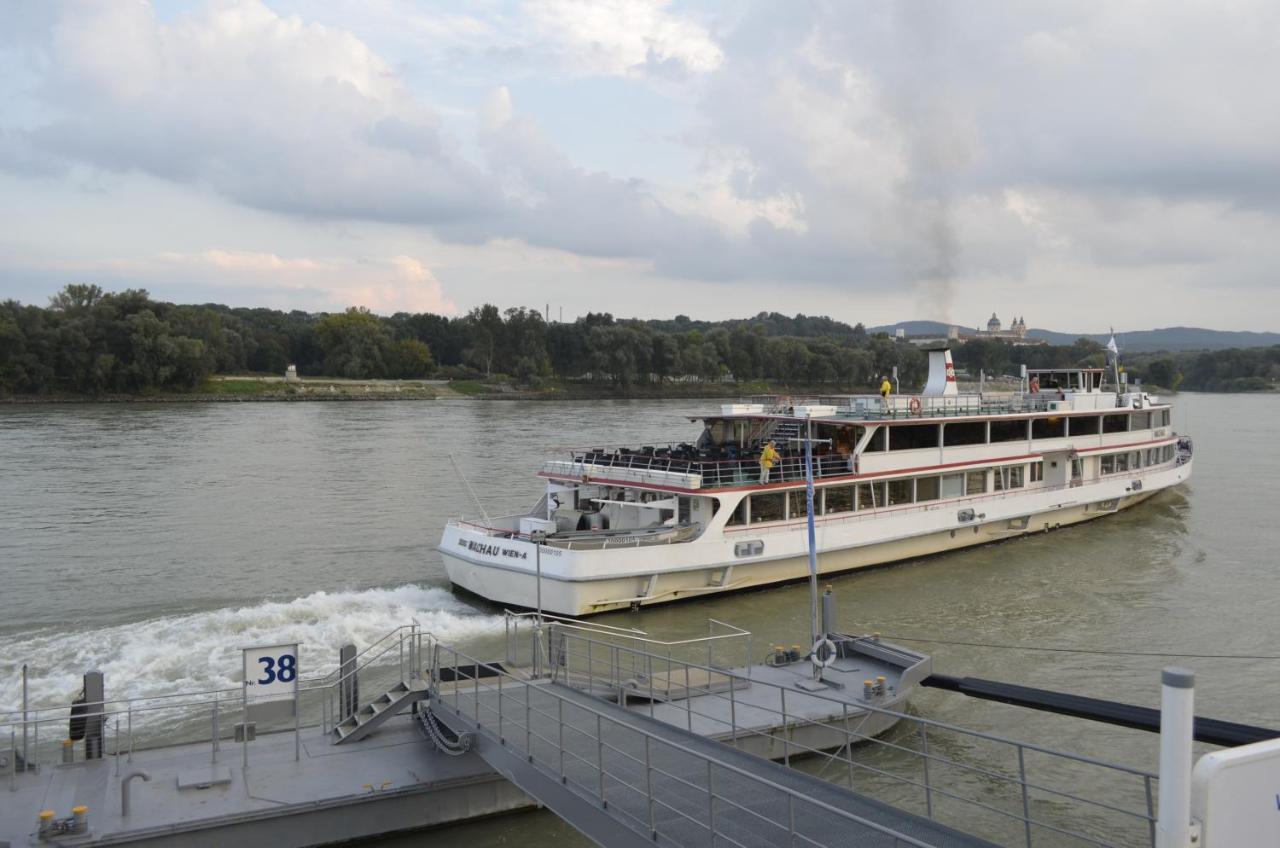 Hotel Donauhof Emmersdorf an der Donau Extérieur photo